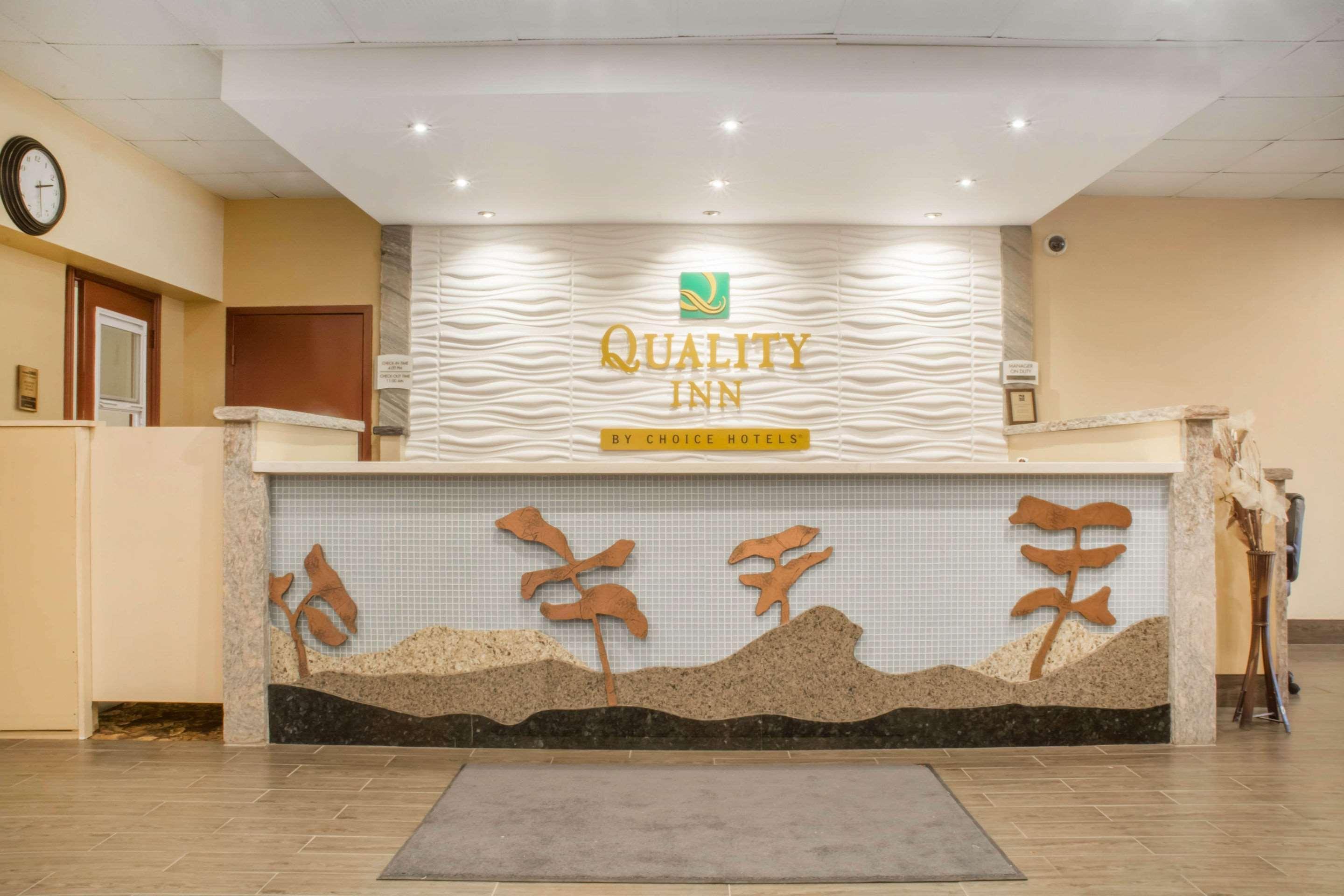 Quality Inn Bracebridge Exterior foto